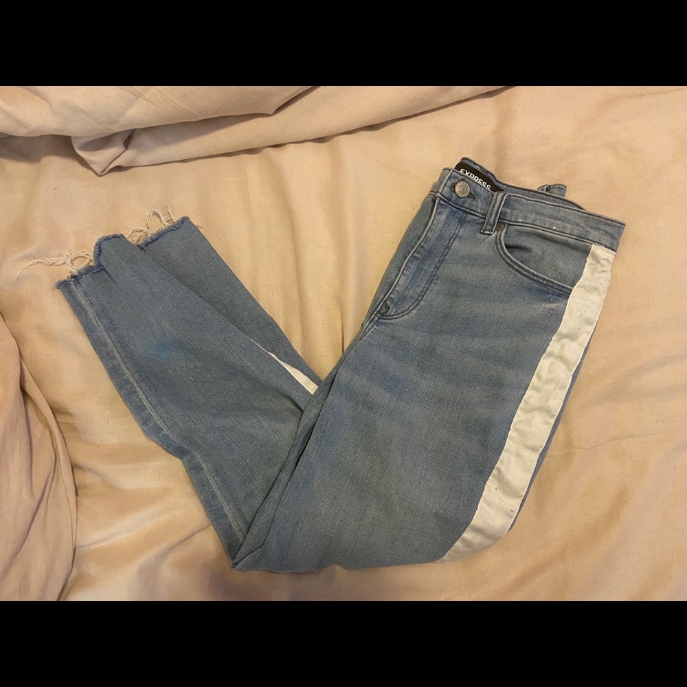 Girlfriend denim with side stripe